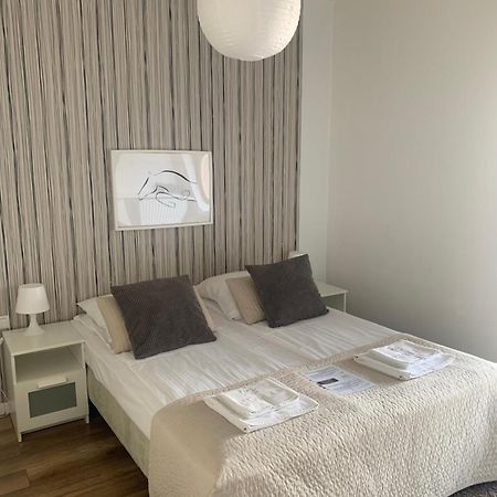 Irs Royal Apartments Apartamenty Irs Nadmorski Dwor Гданск Екстериор снимка
