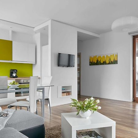 Irs Royal Apartments Apartamenty Irs Nadmorski Dwor Гданск Екстериор снимка